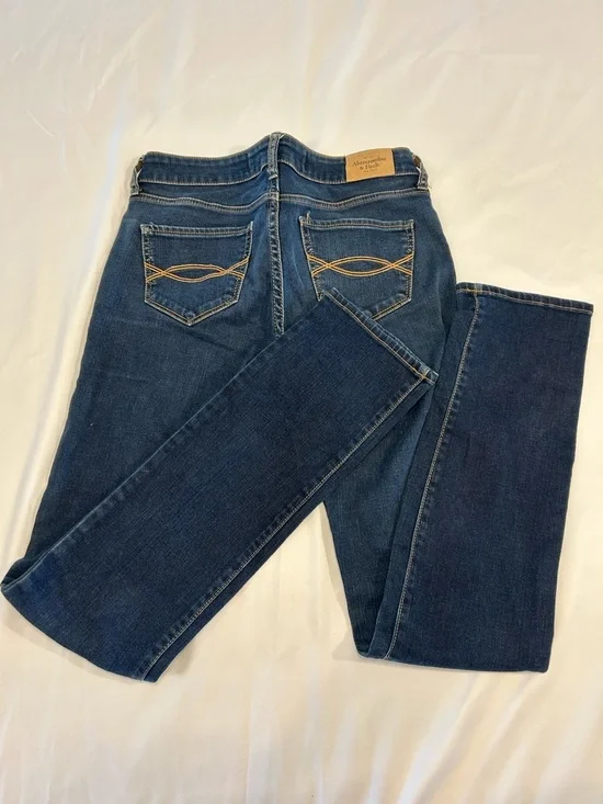 Abercrombie & Fitch Dark Blue Skinny Jeans - Picture 2 of 4